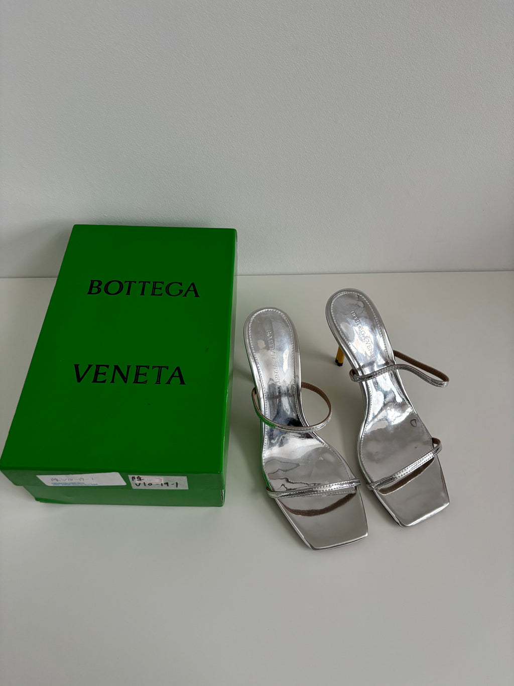 B HEELS