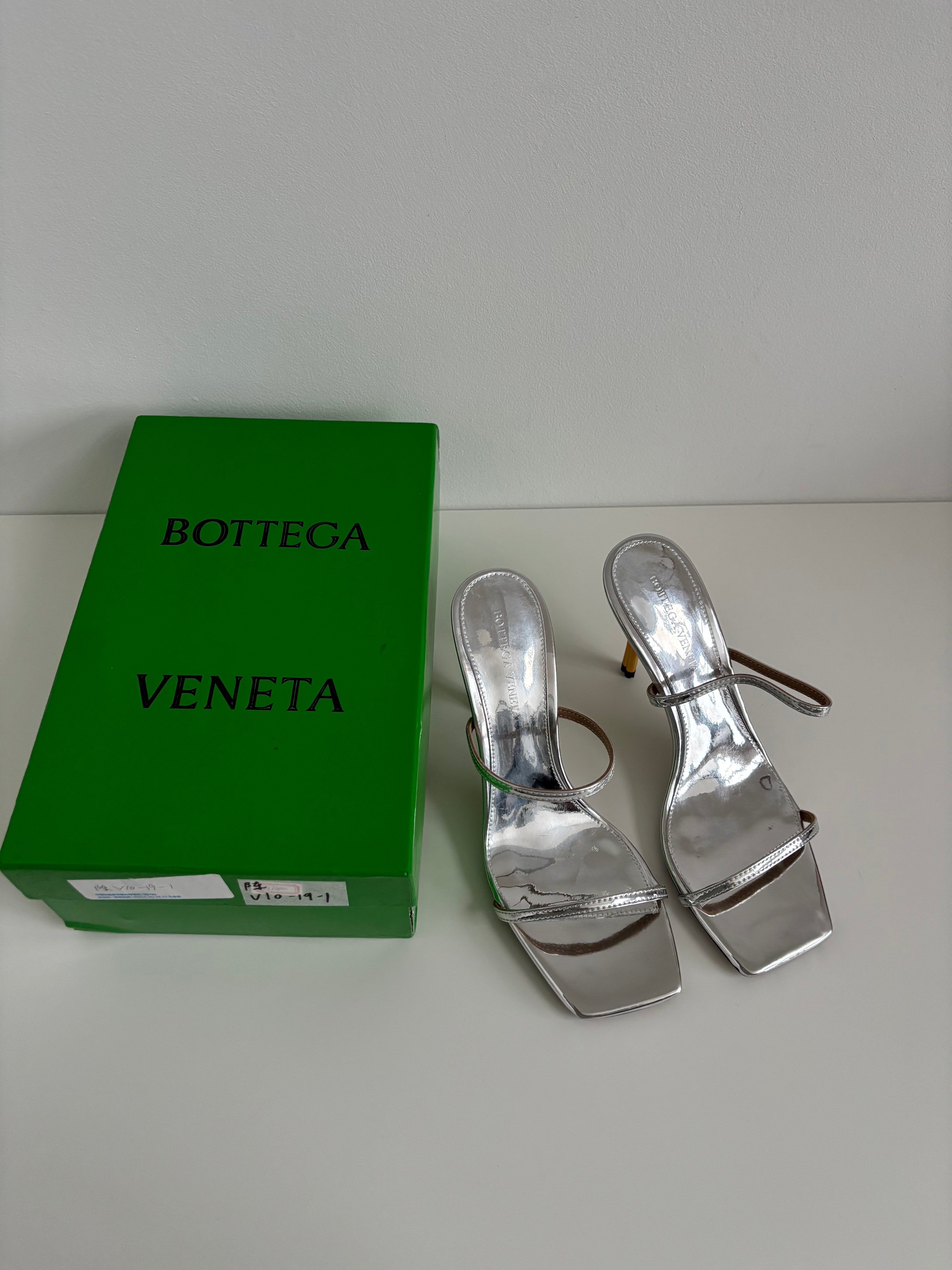 B HEELS