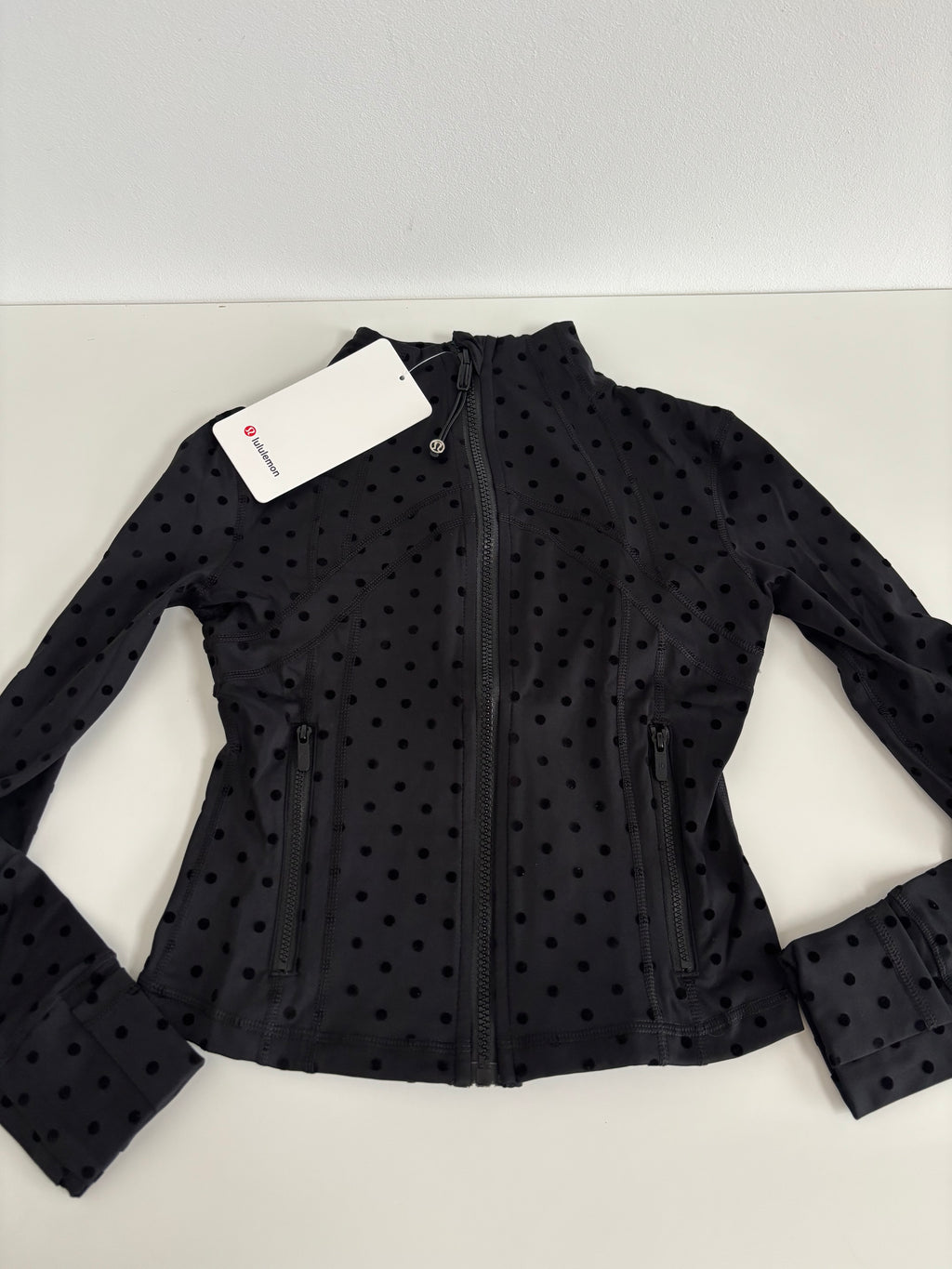 Polka dot crop